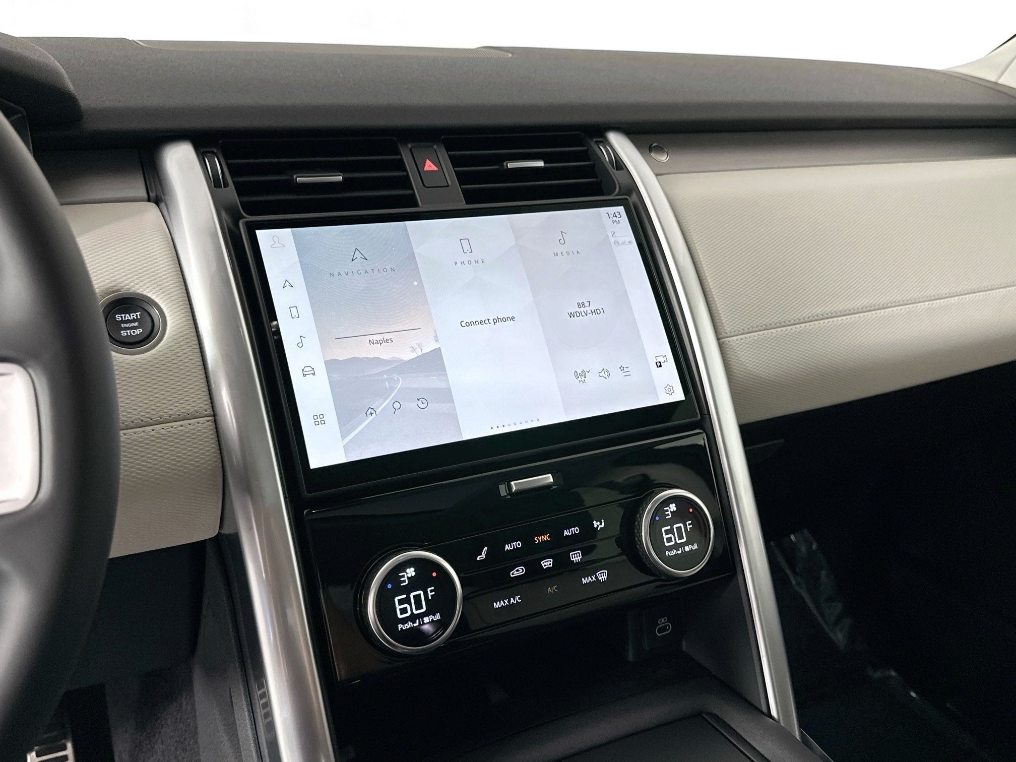 2025 Land Rover Discovery Dynamic SE