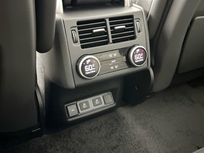 2025 Land Rover Discovery Dynamic SE