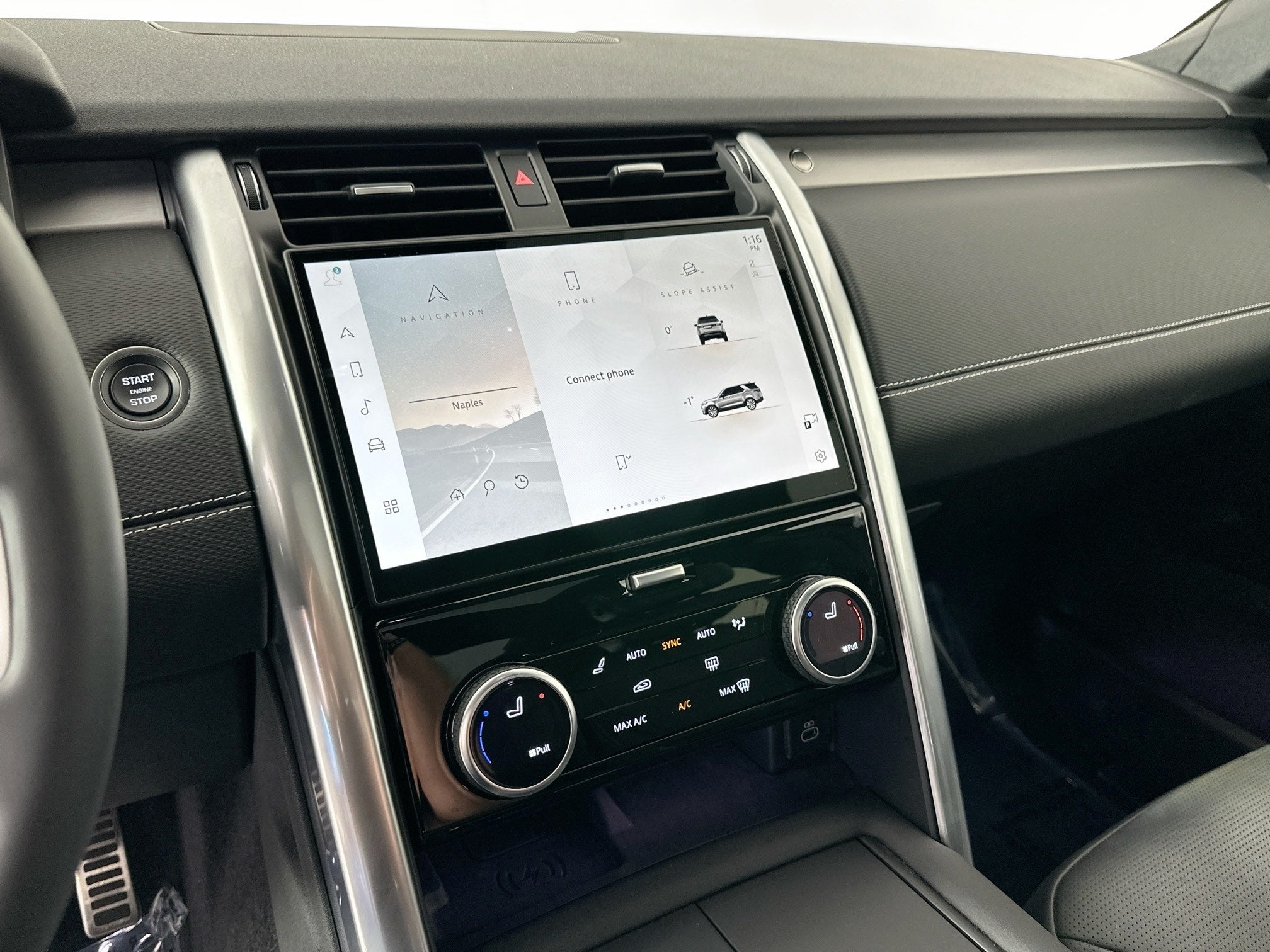 2024 Land Rover Discovery Dynamic SE