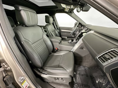 2024 Land Rover Discovery Dynamic SE