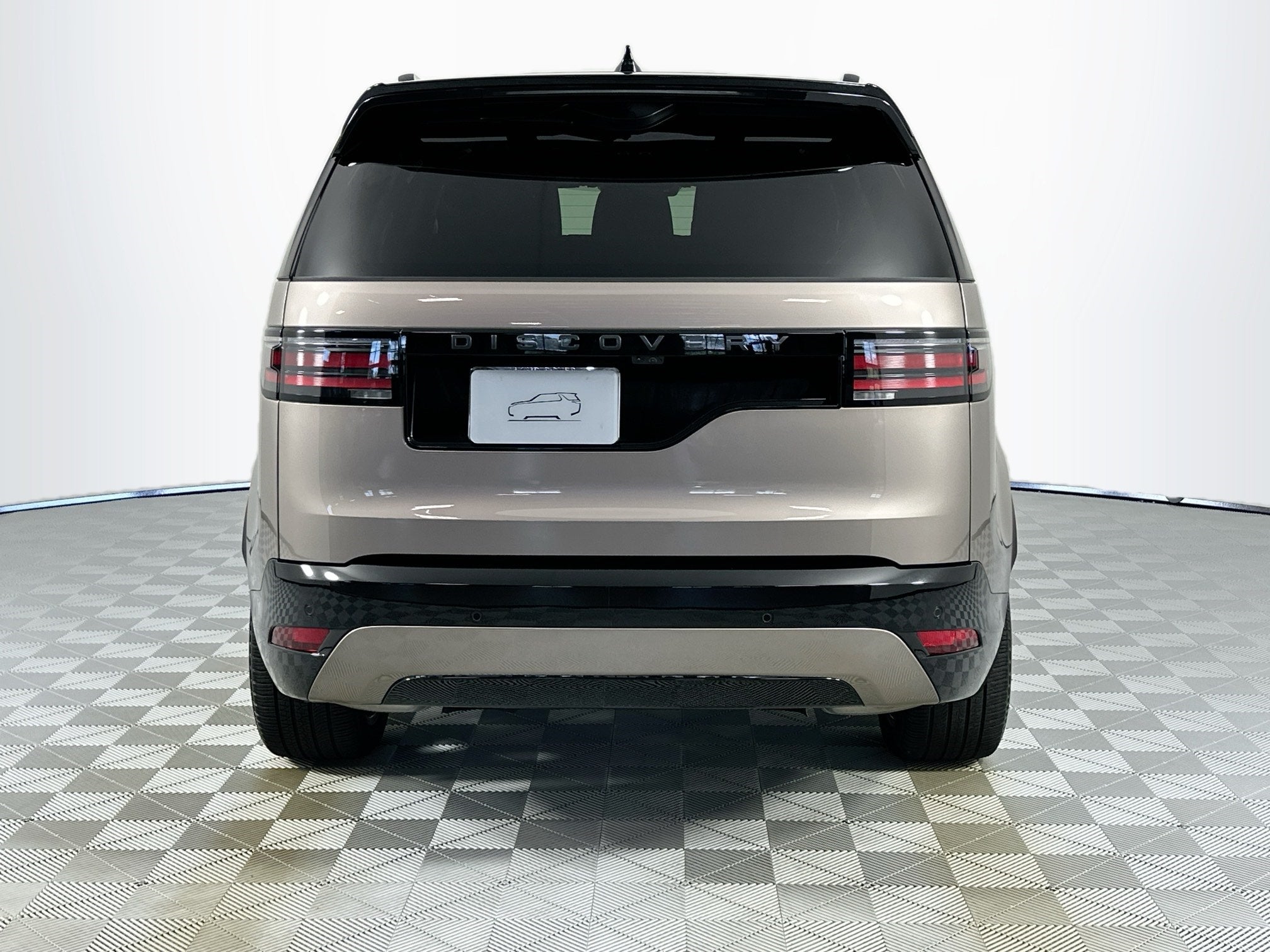2024 Land Rover Discovery Dynamic SE