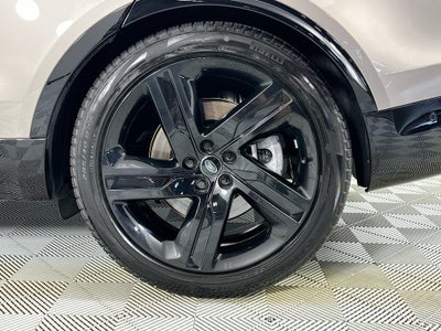 2024 Land Rover Discovery Dynamic SE