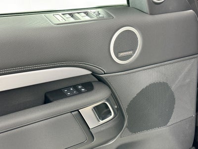 2025 Land Rover Discovery Dynamic SE