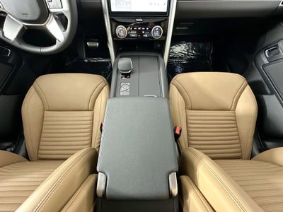 2025 Land Rover Discovery Dynamic SE