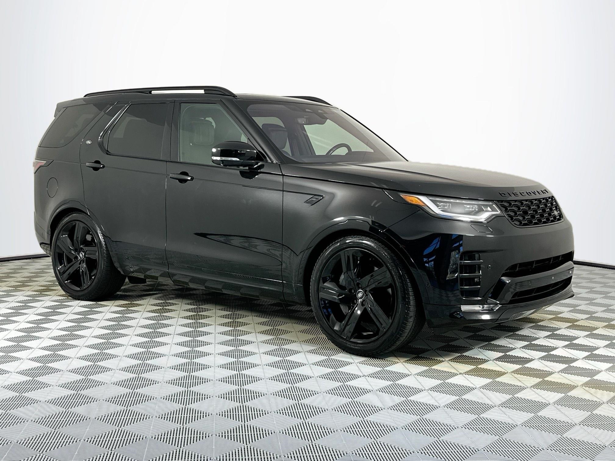 2023 Land Rover Discovery HSE R-Dynamic