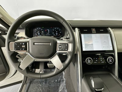 2026 Land Rover Discovery Base