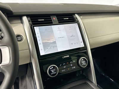 2026 Land Rover Discovery Base