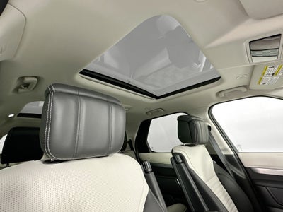 2026 Land Rover Discovery Base