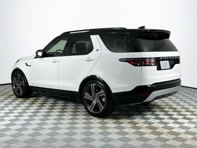 2026 Land Rover Discovery Base