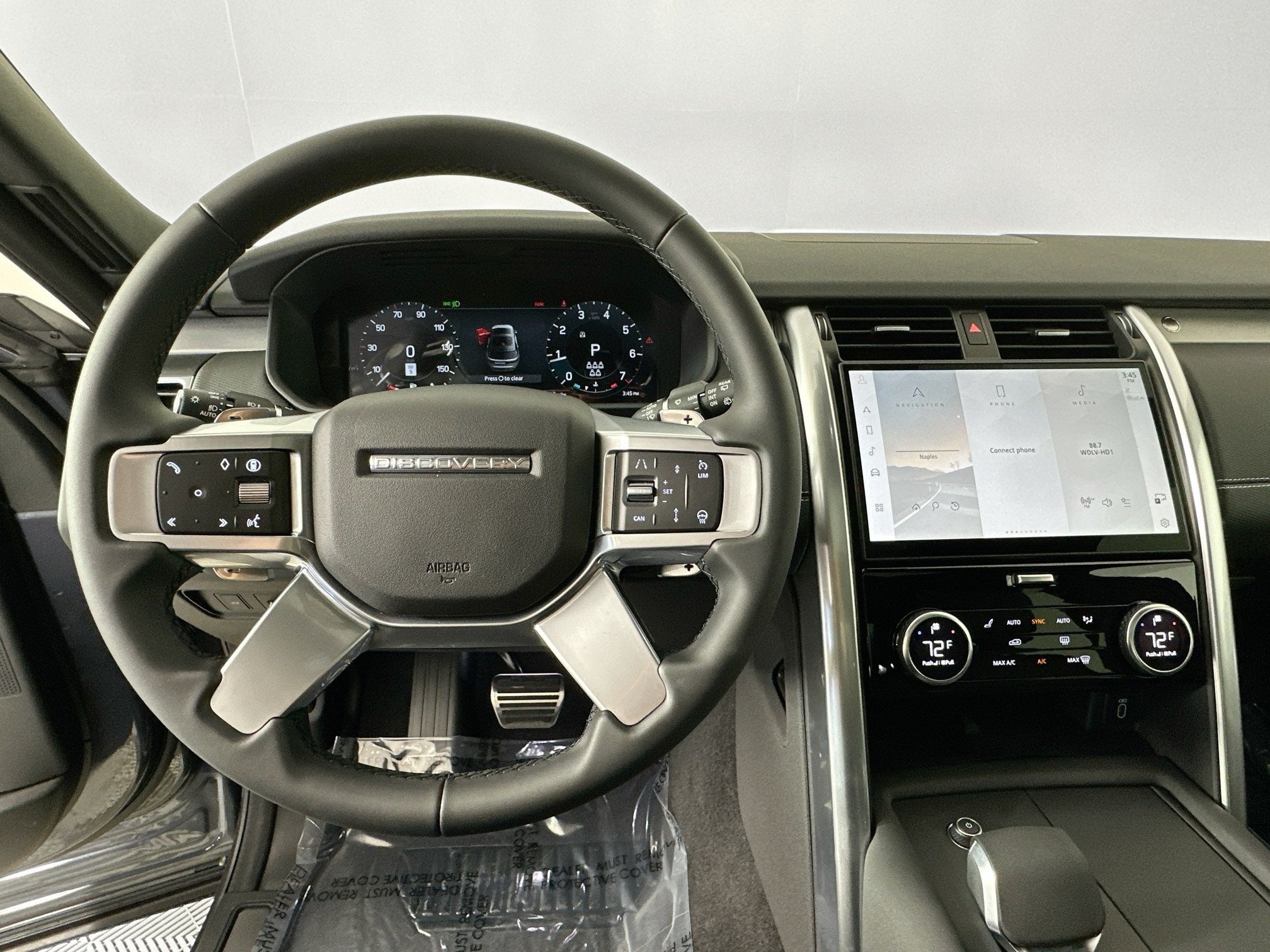 2026 Land Rover Discovery Base