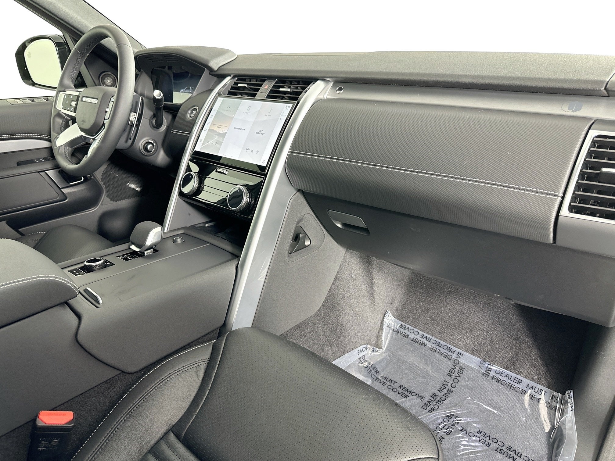 2026 Land Rover Discovery Base