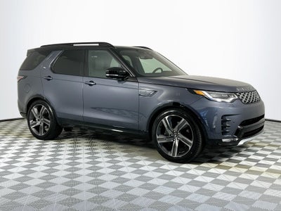 2026 Land Rover Discovery Base