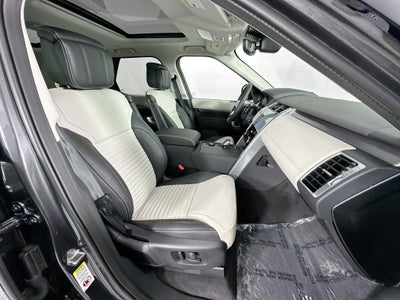 2025 Land Rover Discovery Metropolitan Edition