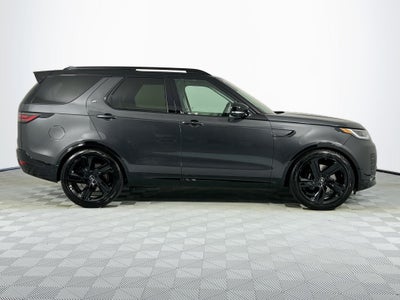 2025 Land Rover Discovery Metropolitan Edition