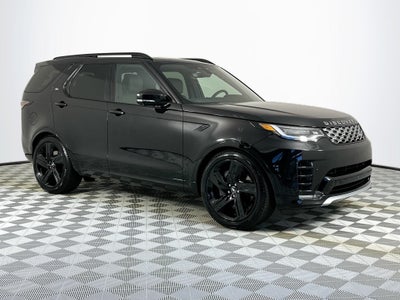 2026 Land Rover Discovery Base