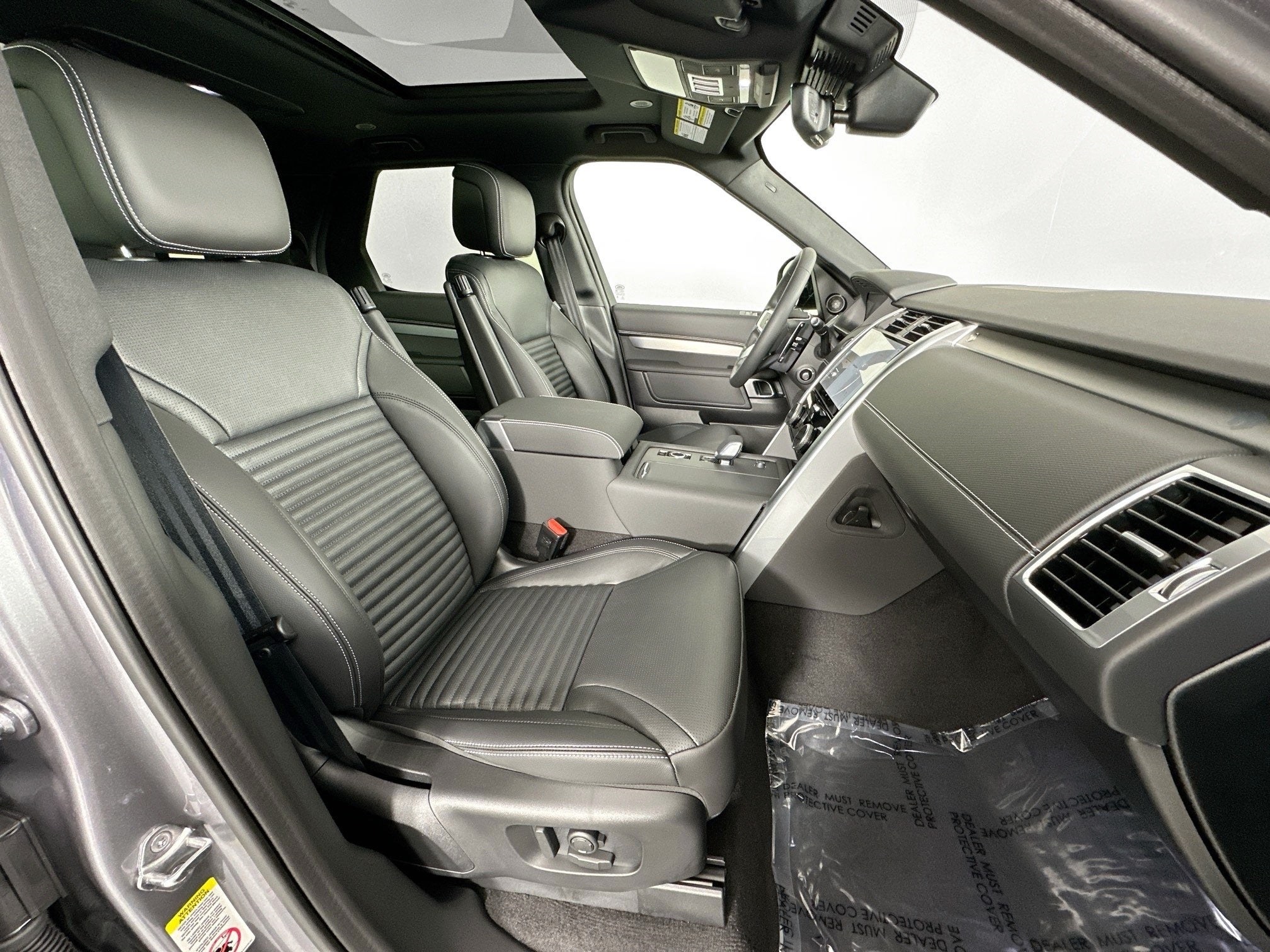 2026 Land Rover Discovery Gemini Edition