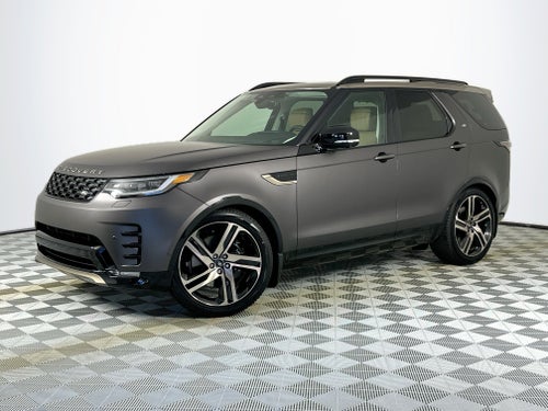 2026 Land Rover Discovery Base