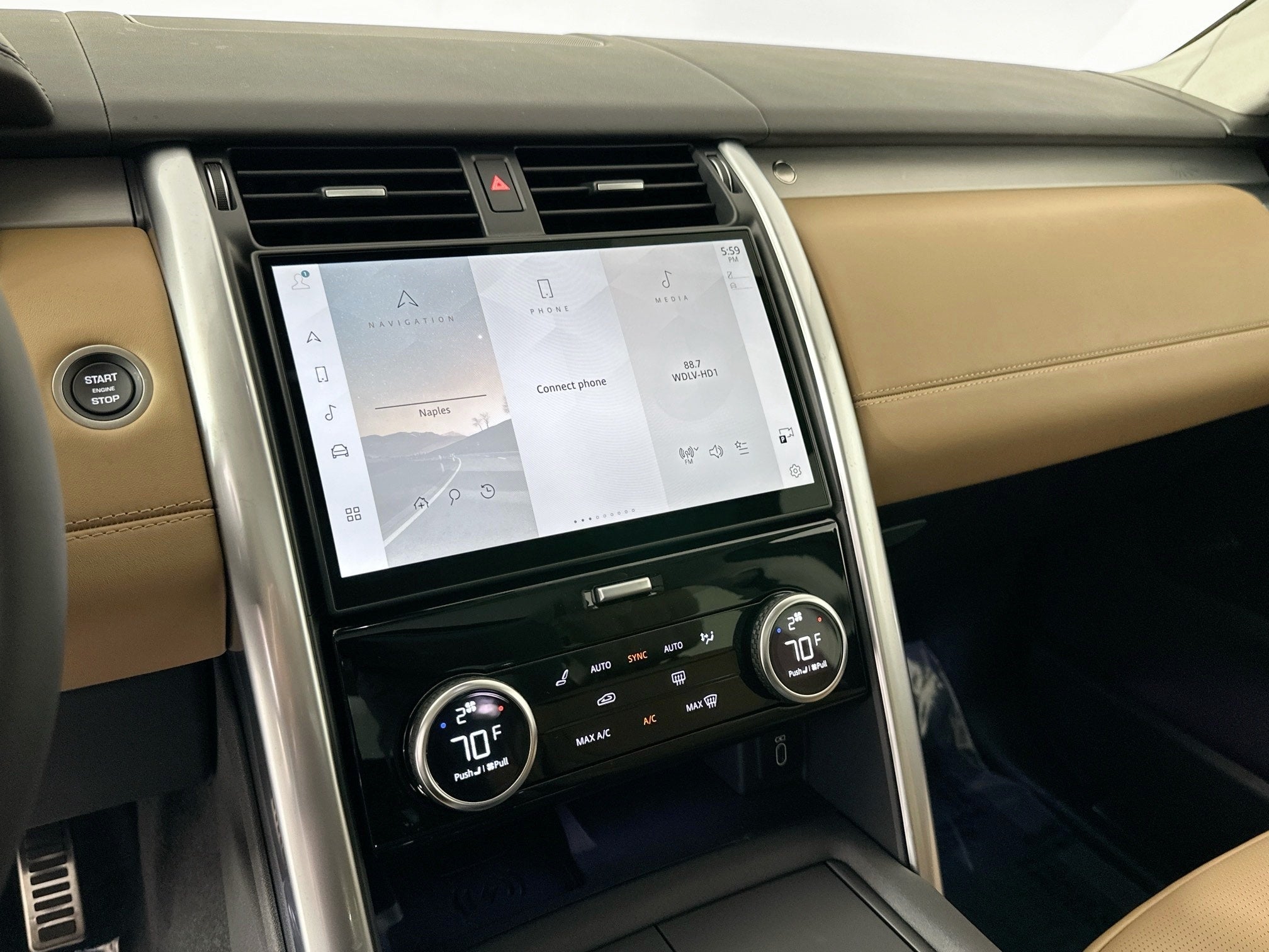 2026 Land Rover Discovery Base