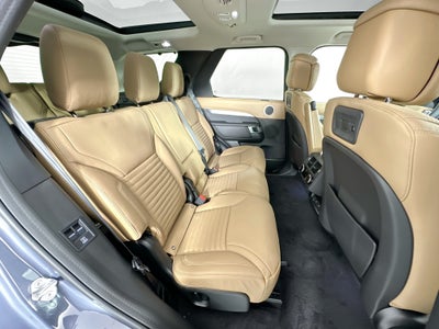 2026 Land Rover Discovery Base