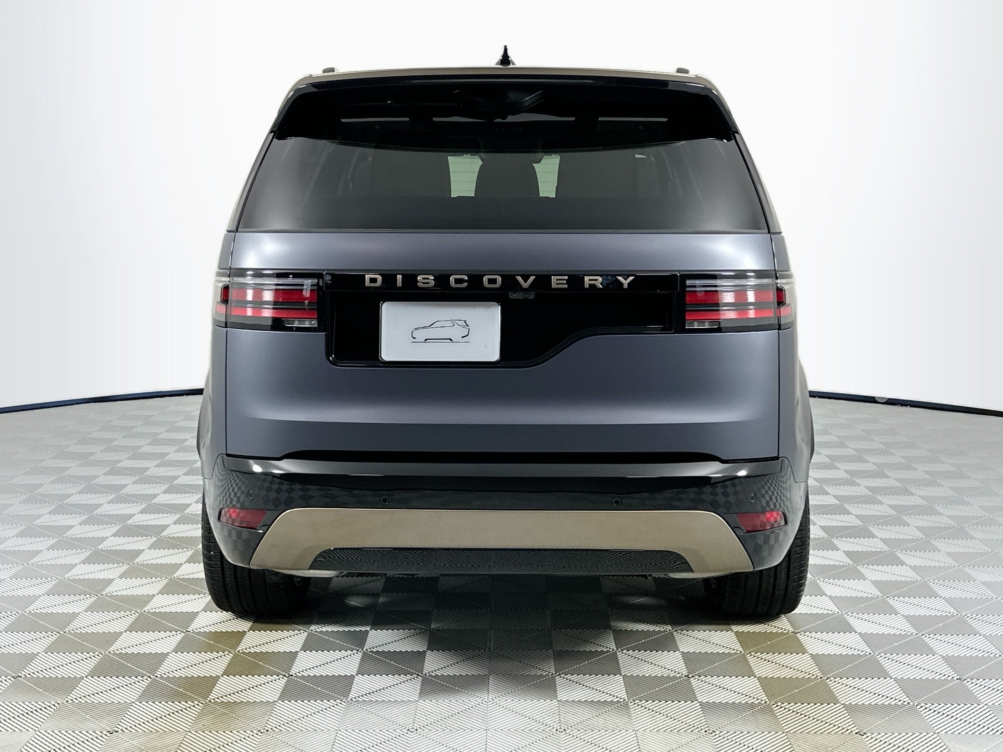 2026 Land Rover Discovery Base