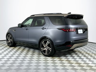 2026 Land Rover Discovery Base