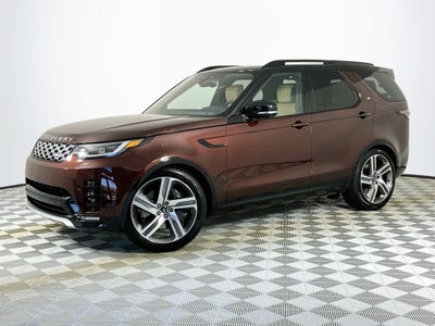 2026 Land Rover Discovery Base
