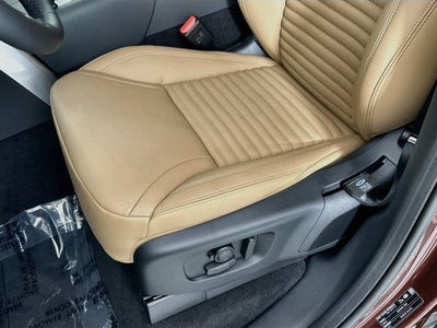 2026 Land Rover Discovery Base