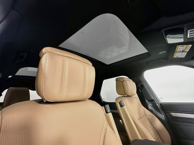 2026 Land Rover Discovery Base