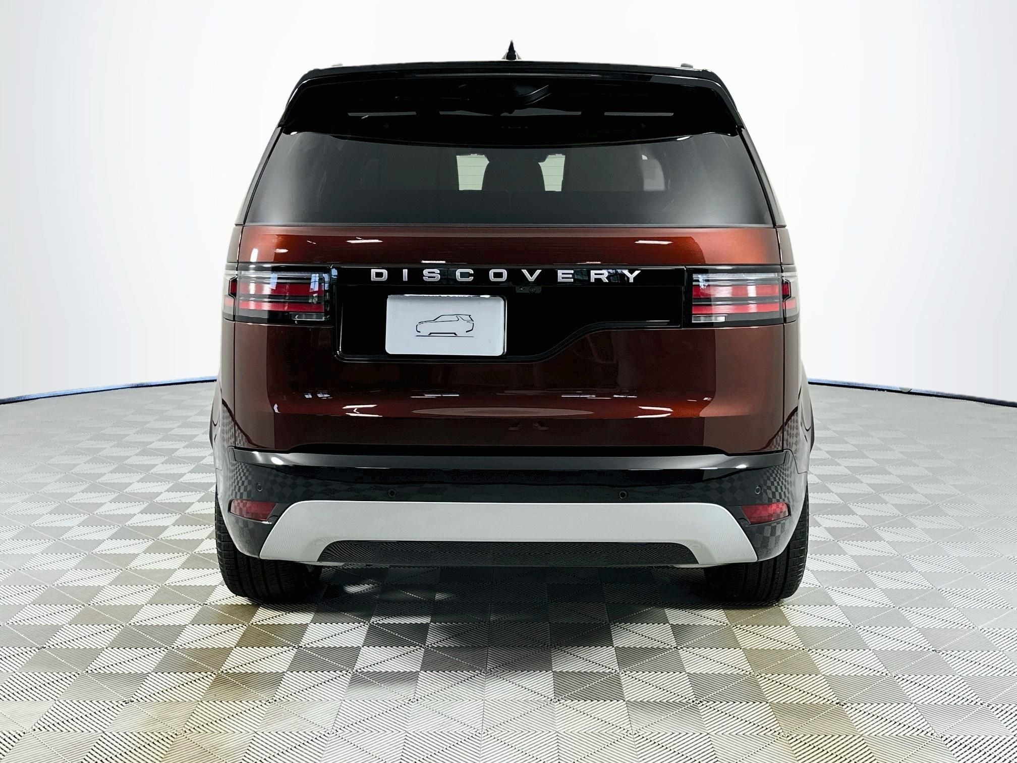 2026 Land Rover Discovery Base