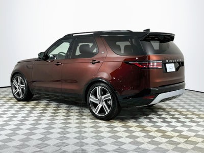 2026 Land Rover Discovery Base