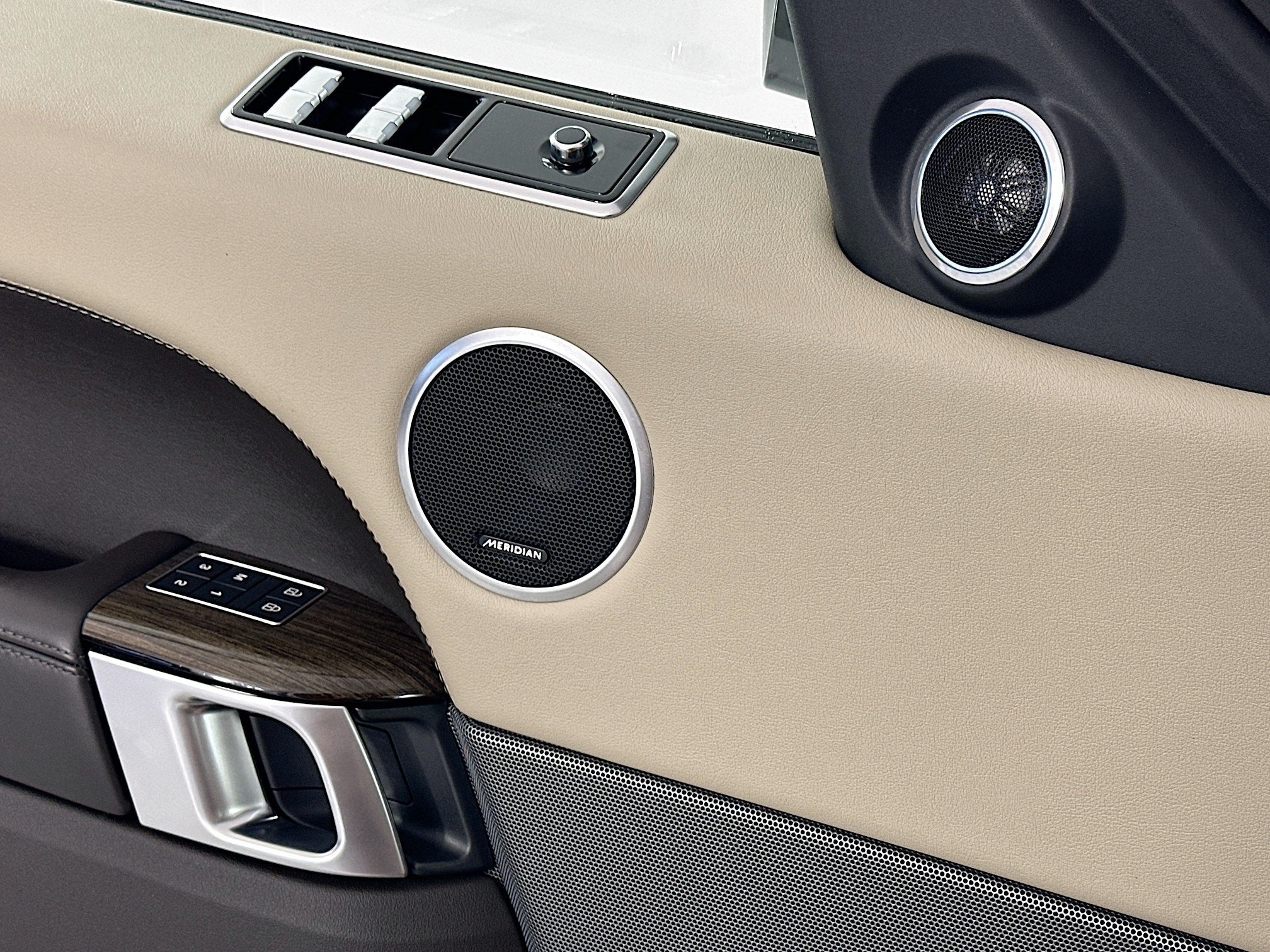 2021 Land Rover Range Rover Sport HSE Silver Edition