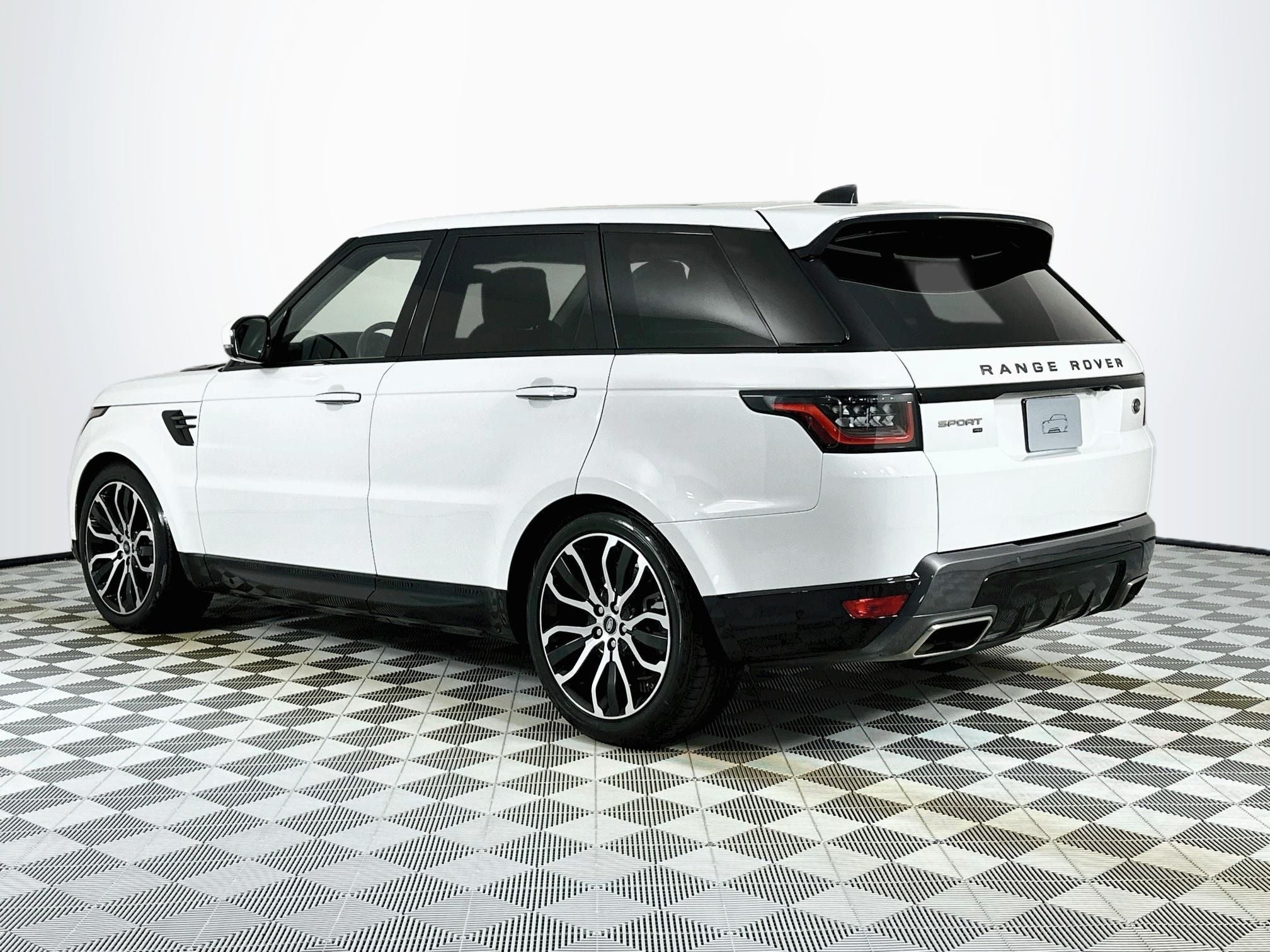 2021 Land Rover Range Rover Sport HSE Silver Edition