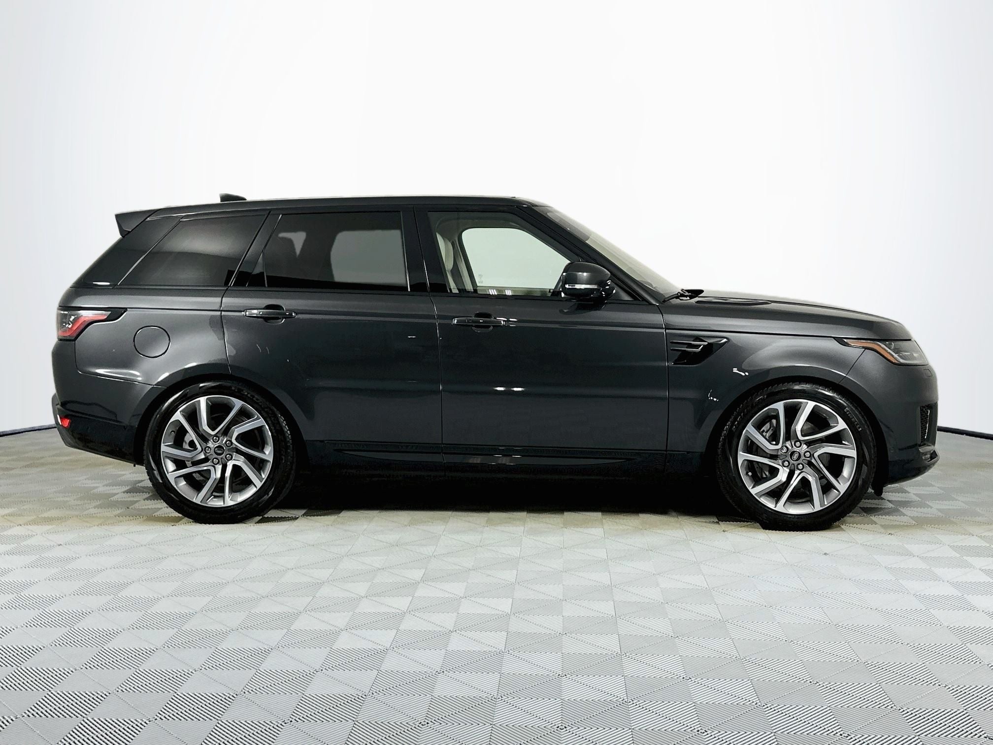 2021 Land Rover Range Rover Sport HSE Silver Edition