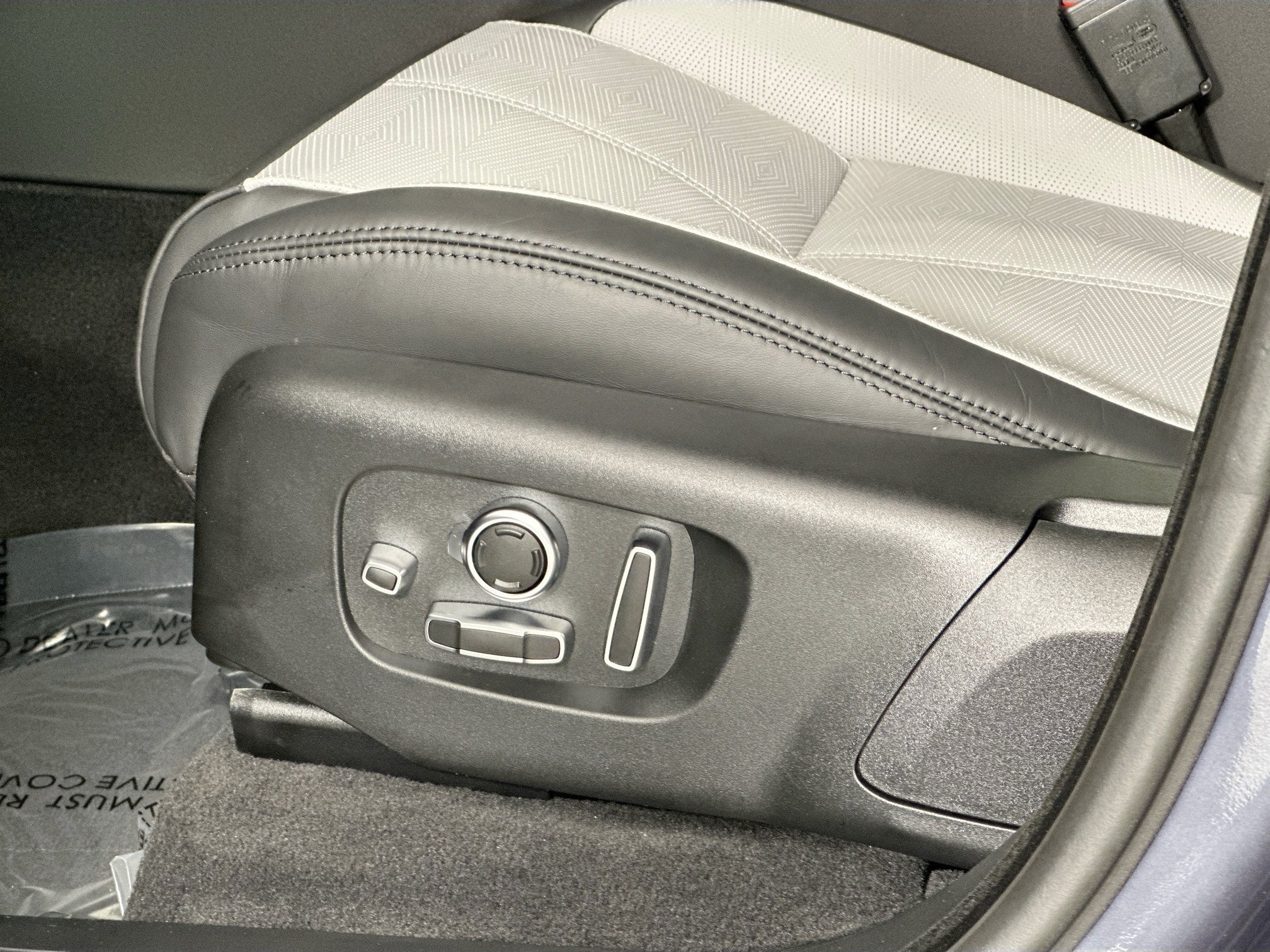 2026 Land Rover Range Rover Velar Autobiography