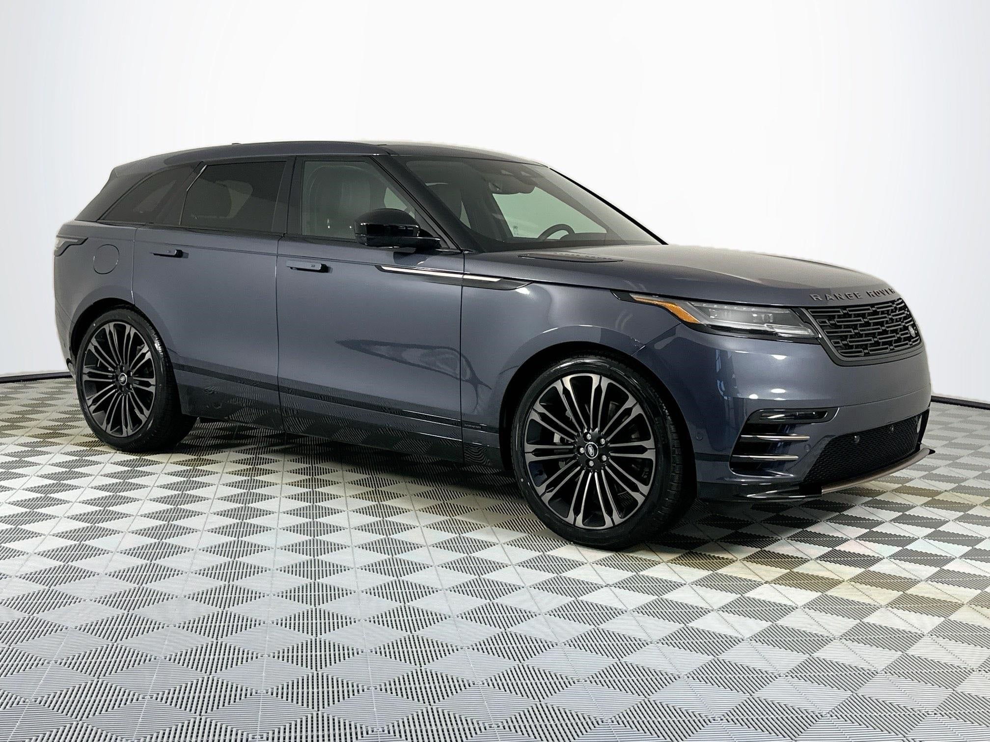 2026 Land Rover Range Rover Velar Autobiography