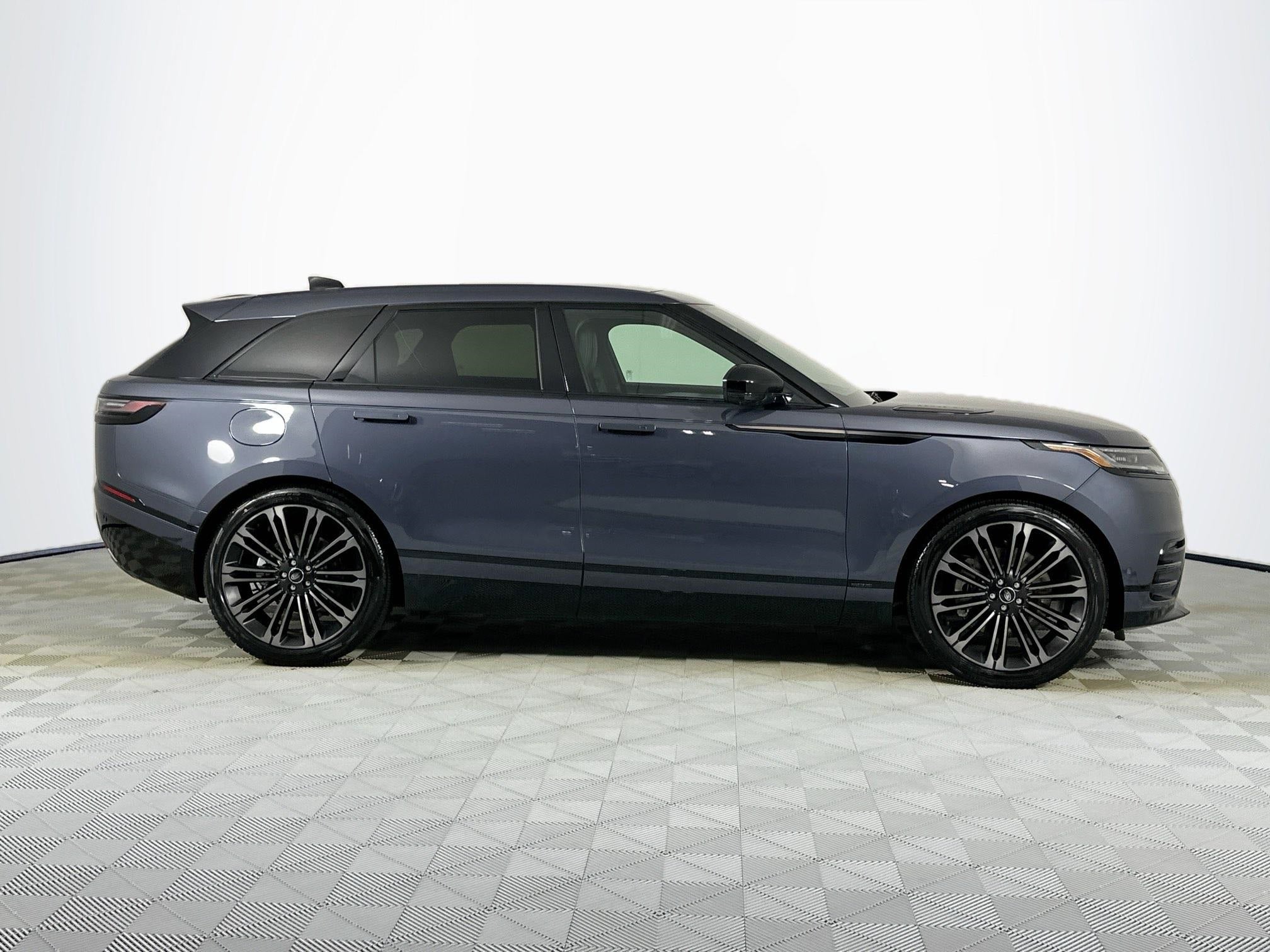 2026 Land Rover Range Rover Velar Autobiography