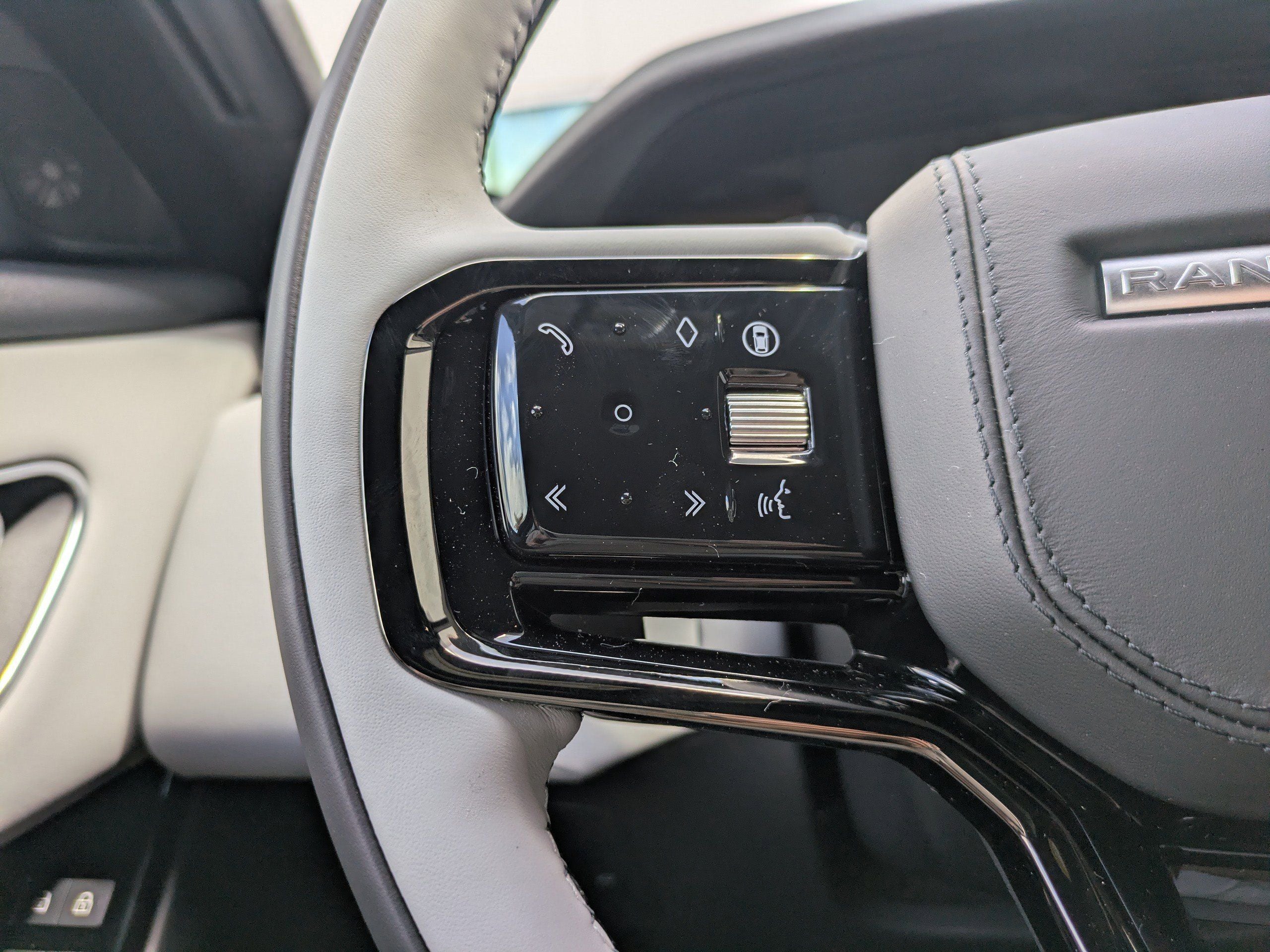 2026 Land Rover Range Rover Velar S