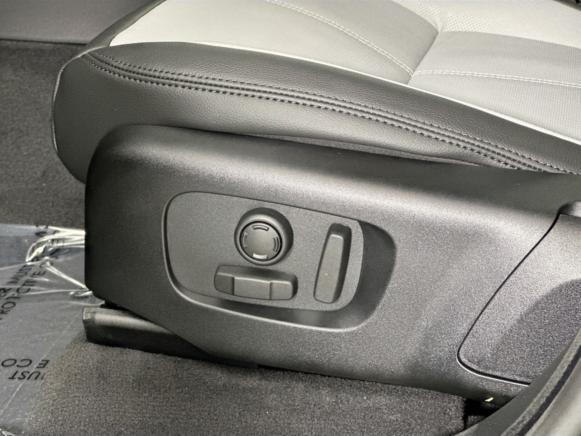 2026 Land Rover Range Rover Velar S