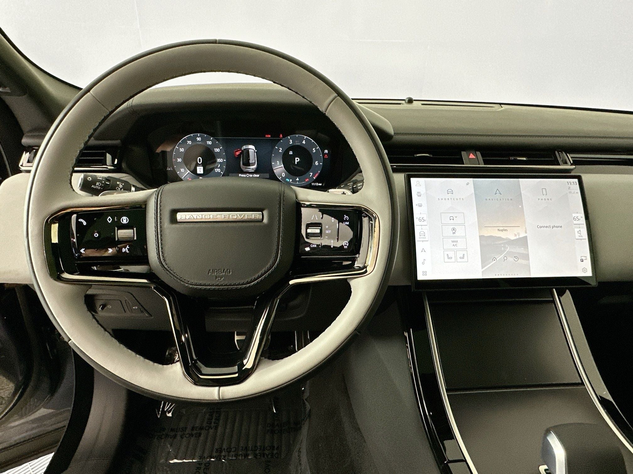 2026 Land Rover Range Rover Velar Dynamic SE