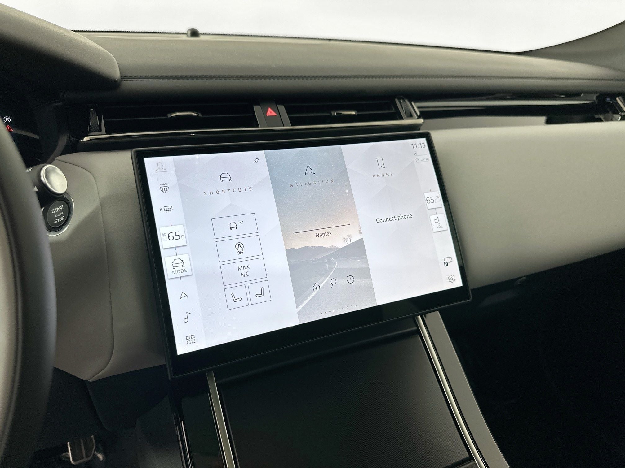 2026 Land Rover Range Rover Velar Dynamic SE