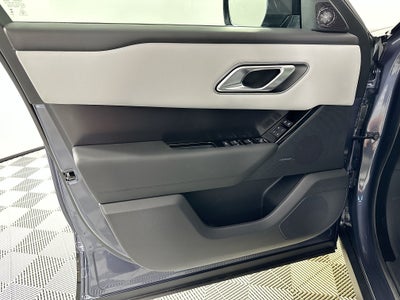 2026 Land Rover Range Rover Velar Dynamic SE