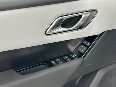 2026 Land Rover Range Rover Velar Dynamic SE