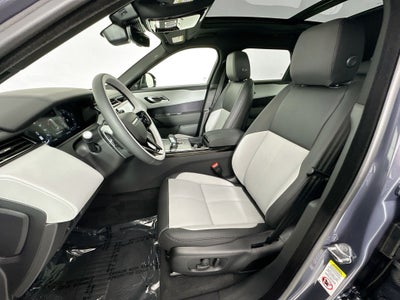 2026 Land Rover Range Rover Velar Dynamic SE