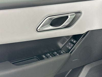 2026 Land Rover Range Rover Velar Dynamic SE