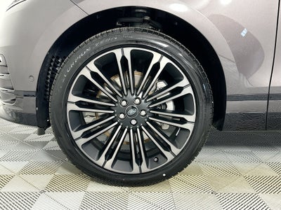 2026 Land Rover Range Rover Velar Dynamic SE