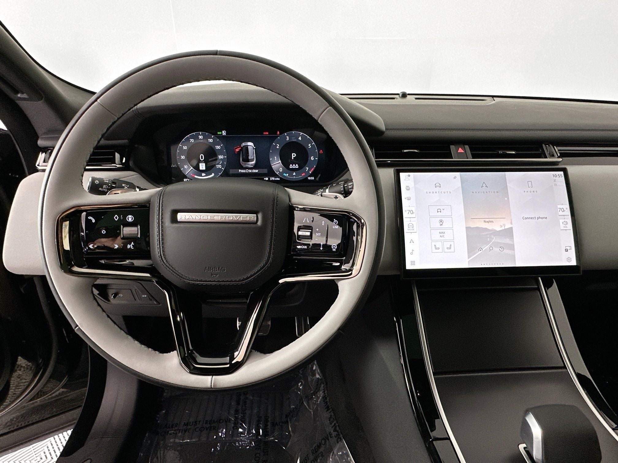 2026 Land Rover Range Rover Velar Dynamic SE