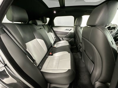 2026 Land Rover Range Rover Velar Dynamic SE