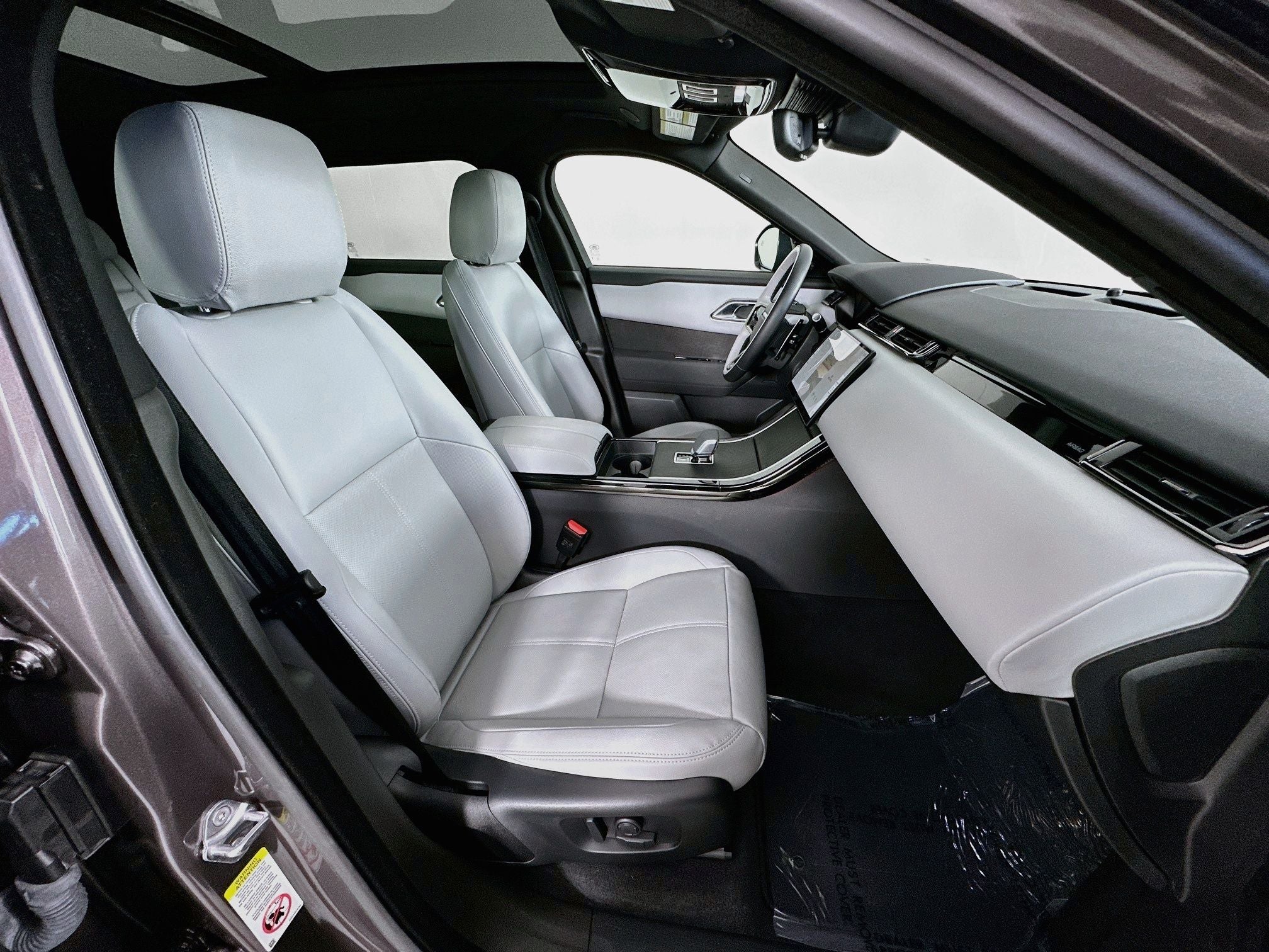 2024 Land Rover Range Rover Velar Dynamic SE