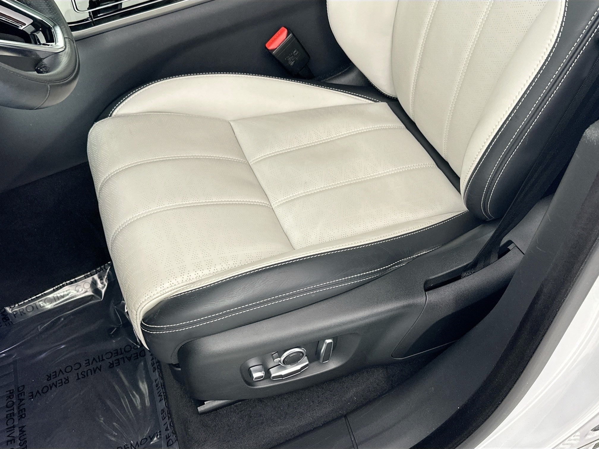 2022 Land Rover Range Rover Velar R-Dynamic HSE