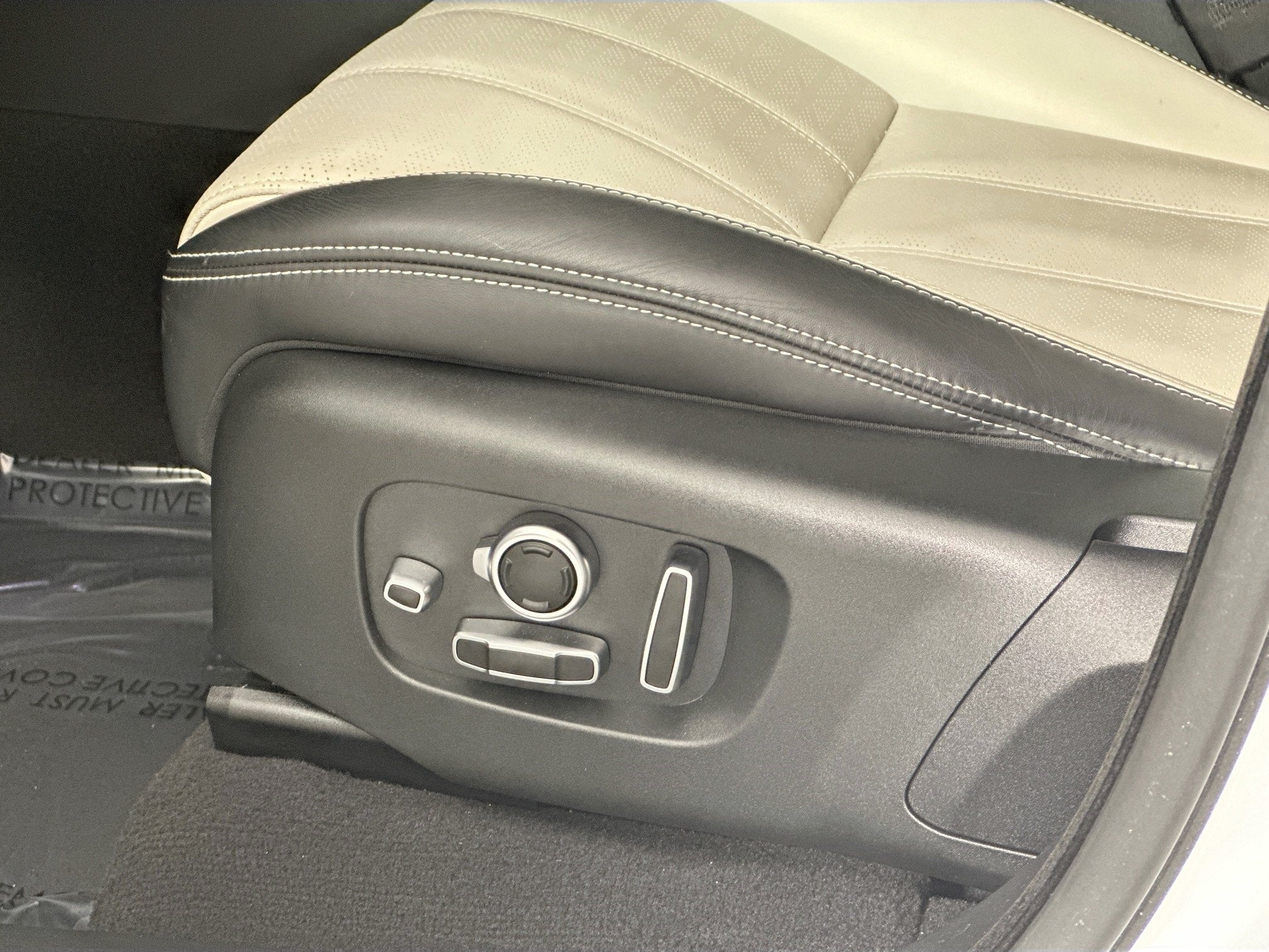 2022 Land Rover Range Rover Velar R-Dynamic HSE